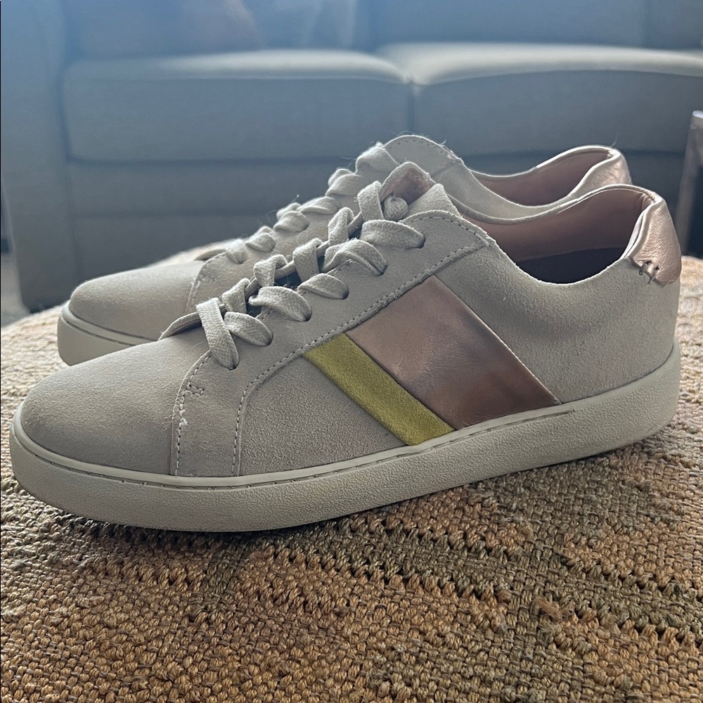 Frye & Co Women's Sneakers in Beautiful Soft, Cream Suede!